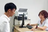 7 năm sống với khuôn mặt bất động