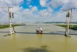 Toàn cảnh cây cầu 3.500 tỷ, là nút thắt cuối cùng của tuyến cao tốc đắt bậc nhất Việt Nam: Dang dở cả chục năm, sẽ thông xe vài tuần nữa