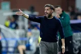 Fabregas tạo câu chuyện khó tin nhất Champions League