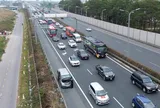 Ô tô chạy 100-120km/h phải giữ khoảng cách an toàn