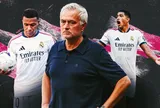 Mourinho còn lại gì ngoài chiêu trò?