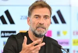 Klopp đi vào lịch sử theo cách cay đắng