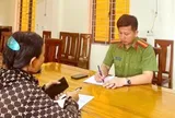 Đi bán vàng thì các tiệm vàng đóng cửa, người phụ nữ SN 1969 trực tiếp đến trình báo công an