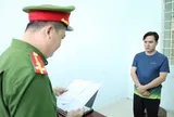 Bắt tạm giam Giám đốc phòng giao dịch ngân hàng SN 1991