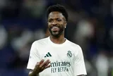 Vinicius cười nhạo Barcelona