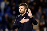 Carrick chưa muốn rời MU
