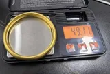 Người phụ nữ mua vòng vàng 999, 1 tháng sau mang đi bán: Thợ vừa cắt một nhát, thứ chảy ra bên trong khiến tất cả đứng hình