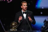 Bayern phá lệ chưa từng có vì Kane