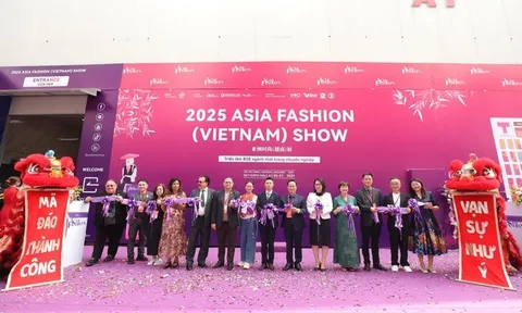 Hơn 300 gian hàng tham gia trưng bày, giới thiệu sản phẩm tại Triển lãm Thời trang Châu Á tại Việt Nam - Asia Fashion (Viet Nam) Show 2025