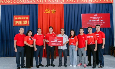 Generali Việt Nam trực tiếp trao tặng hơn 1,2 tỷ đồng hỗ trợ người dân tái thiết cuộc sống sau bão lũ