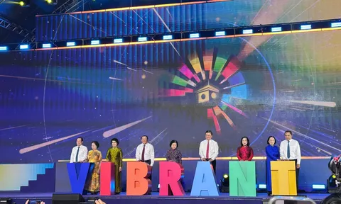 Ngày hội Du lịch TP.HCM lần thứ 22 chính thức khai mạc với chủ đề 'Rộn ràng hè về' - Vibrant Summer Fest