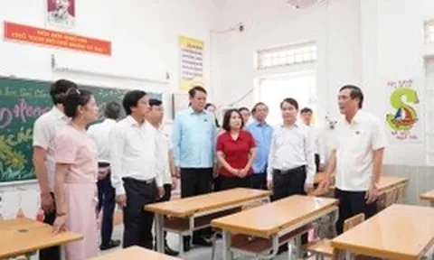 Đoàn Đại biểu Quốc hội Phú Thọ kiểm tra thực tế cơ sở giáo dục tại phường Việt Trì