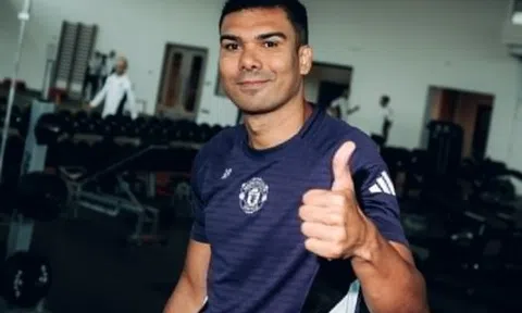 Casemiro muốn rời MU