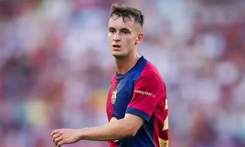 HLV Flick và Barcelona mâu thuẫn chuyển nhượng
