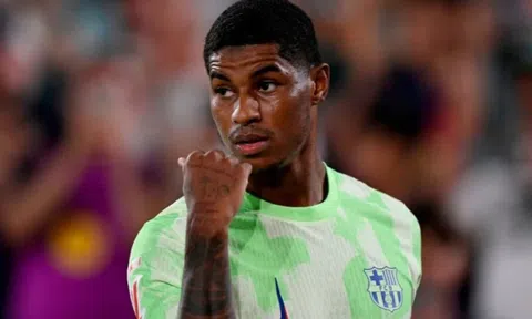Rashford ra mắt gây thất vọng