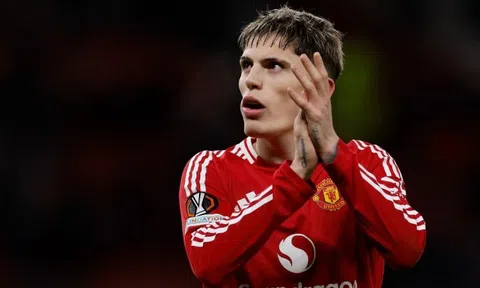 MU từ chối đổi Garnacho lấy sao trẻ Chelsea