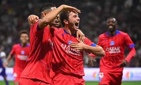 Trận cầu điên rồ của PSG