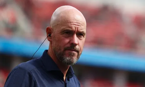 Leverkusen của Ten Hag lại gây thất vọng