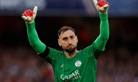 Donnarumma chính thức gia nhập Man City