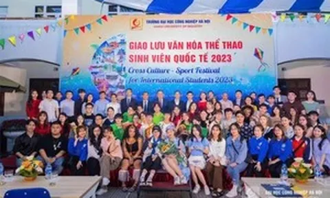Đa dạng chương trình đào tạo bằng tiếng Anh tại HaUI – Hành trang hội nhập cho thế hệ trẻ