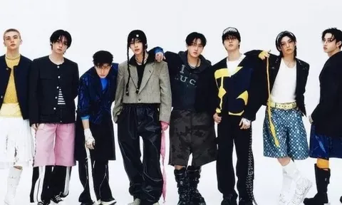 Stray Kids lập kỷ lục doanh số album tuần đầu cao nhất năm 2025