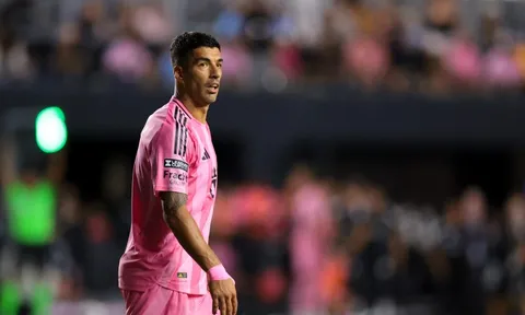 Suarez xin lỗi