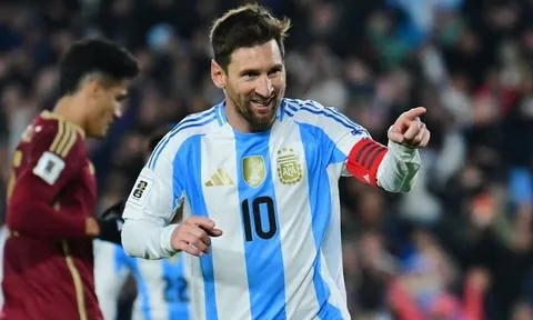 Messi rực sáng