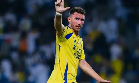 Đồng đội Ronaldo mắc kẹt ở Saudi Arabia