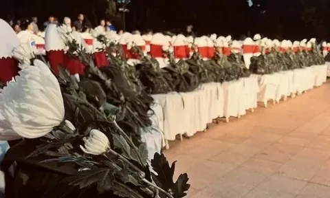 ‘Mưa đỏ’ trên đường trở thành tác phẩm điện ảnh Việt có doanh thu phòng vé cao nhất mọi thời đại