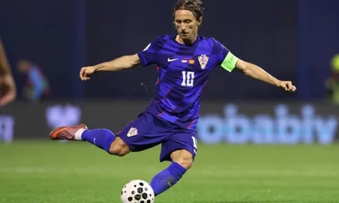 Modric vẫn còn rất đẳng cấp