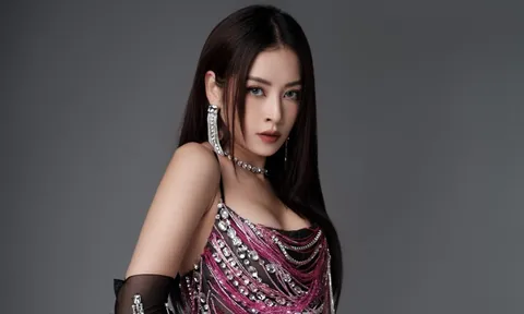 Chi Pu bất ngờ gặp sự cố trên sân khấu