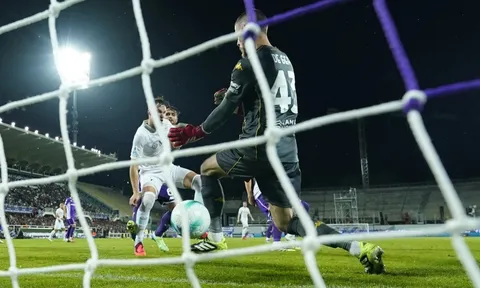 De Gea cứu thua không tưởng