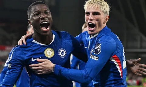 Garnacho ghi dấu ấn trong ngày ra mắt Chelsea