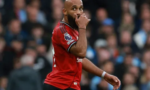 MU thảm bại ở derby Manchester