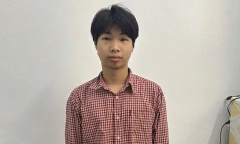 Bắt thanh niên rao bán mô hình nhưng giao gạch cho khách