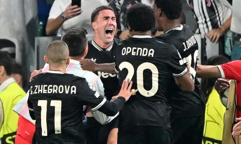 Phút bù giờ điên rồ ở Champions League