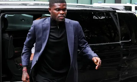 Partey hầu tòa ngay sau trận đấu ở Champions League