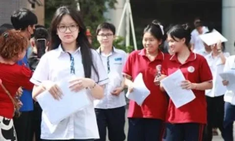 Hà Nội chuẩn bị điều kiện phổ cập THPT