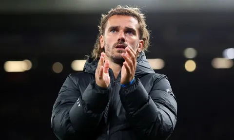 Atletico sụp đổ, Liverpool đáng sợ