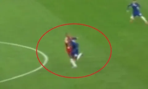 Quyết định khiến fan Chelsea phẫn nộ
