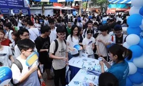 Bộ GD&ĐT lấy ý kiến về việc duy trì hay bỏ xét tuyển đại học bằng học bạ
