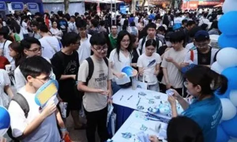 Xét tuyển bổ sung: Cửa hẹp, cần thận trọng