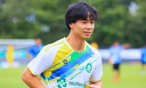 Công Phượng trở lại
