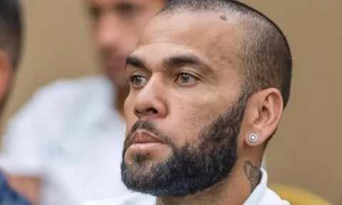 Alves mất hàng chục triệu USD vì cáo buộc sai trái