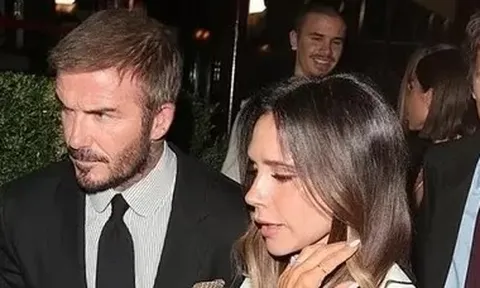 Victoria Beckham xúc động khi đại gia đình và bạn bè đến ủng hộ buổi ra mắt phim tài liệu