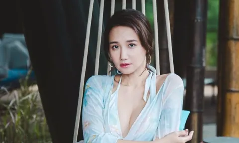 Nữ diễn viên U50 gây chú ý với bộ ảnh diện bikini nóng bỏng hậu ly hôn