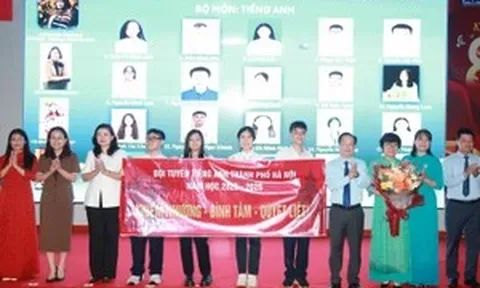 Hà Nội ra mắt 13 đội tuyển dự thi học sinh giỏi quốc gia