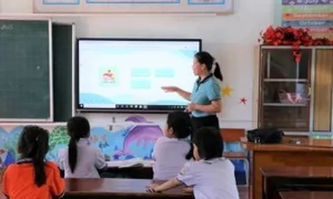 Lần đầu điều động giáo viên dạy liên trường trực tuyến quy mô toàn tỉnh
