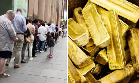 Không chỉ người Việt Nam, người dân của quốc gia này cũng đang xếp hàng dài chờ mua vàng