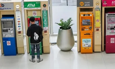 Nhiều nước siết chuyển tiền trực tuyến